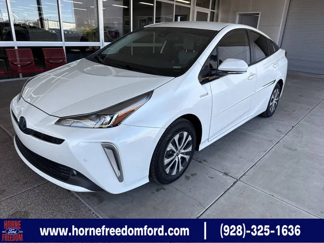 2020 Toyota Prius LE AWD photo