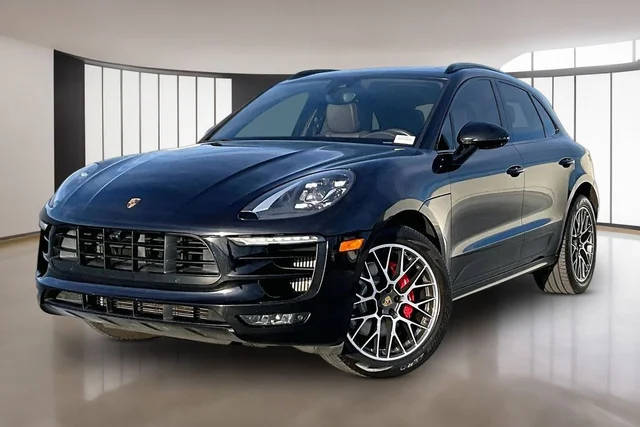2017 Porsche Macan GTS AWD photo
