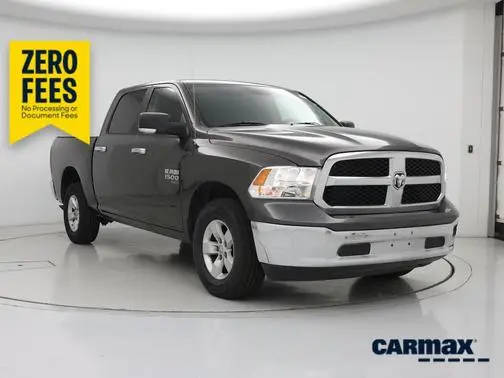 2019 Ram 1500 SLT 4WD photo