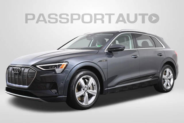 2019 Audi e-tron Premium Plus AWD photo