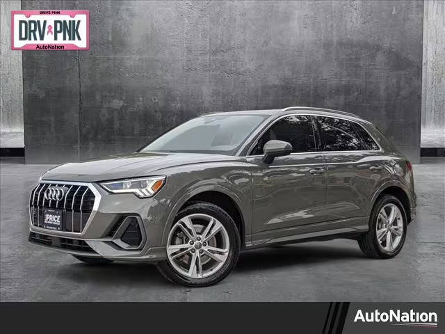 2020 Audi Q3 S line Premium Plus AWD photo