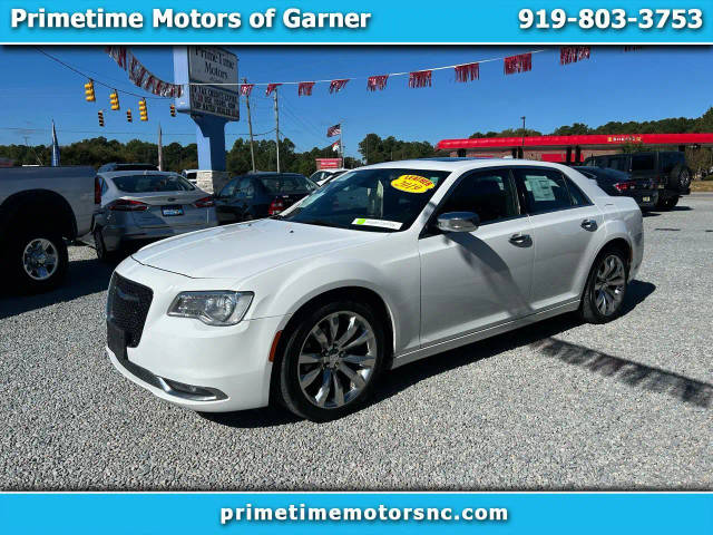 2019 Chrysler 300 Limited RWD photo