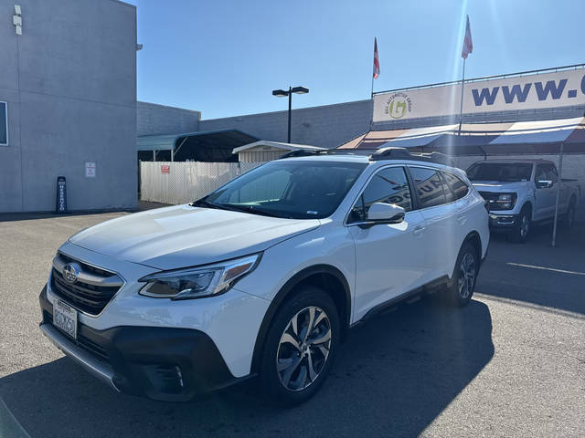 2020 Subaru Outback Limited AWD photo