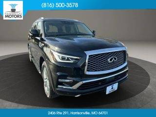 2019 Infiniti QX80 LUXE 4WD photo