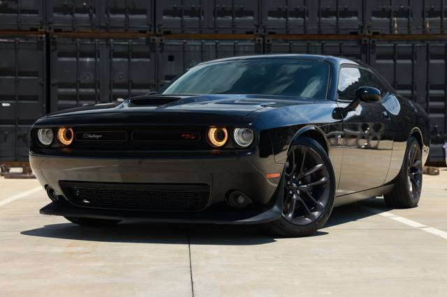 2020 Dodge Challenger R/T Scat Pack RWD photo