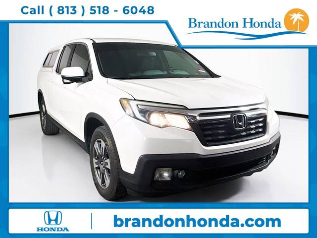 2017 Honda Ridgeline RTL-T FWD photo