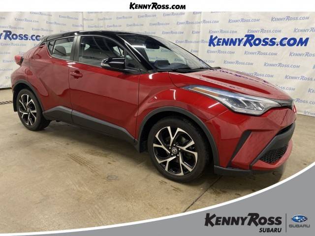 2020 Toyota C-HR XLE FWD photo