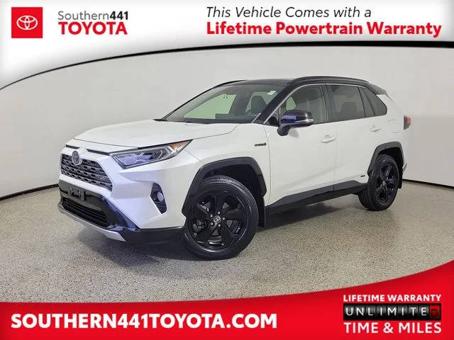 2020 Toyota RAV4 Hybrid XSE AWD photo