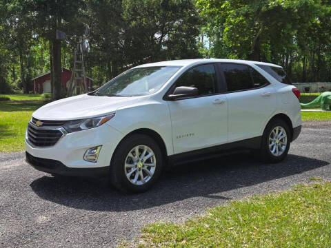 2020 Chevrolet Equinox LS FWD photo