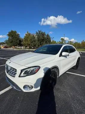 2020 Mercedes-Benz GLA-Class GLA 250 AWD photo