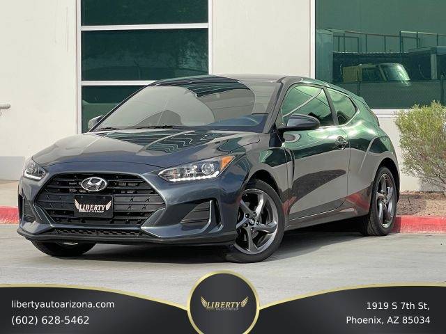 2020 Hyundai Veloster 2.0 FWD photo