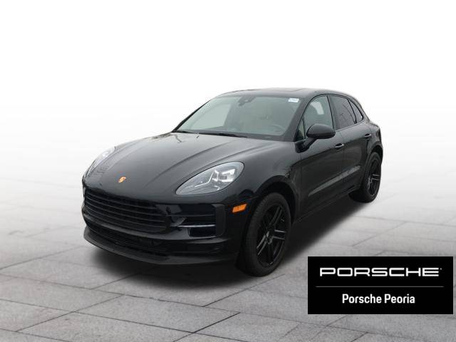 2020 Porsche Macan  AWD photo