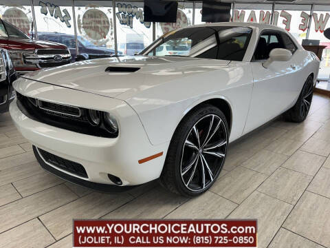 2020 Dodge Challenger SXT RWD photo