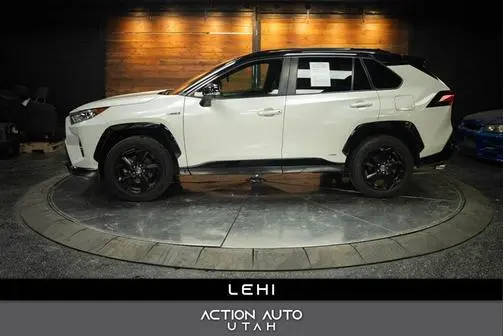 2020 Toyota RAV4 Hybrid XSE AWD photo