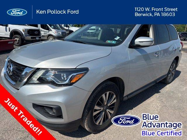 2019 Nissan Pathfinder SV 4WD photo