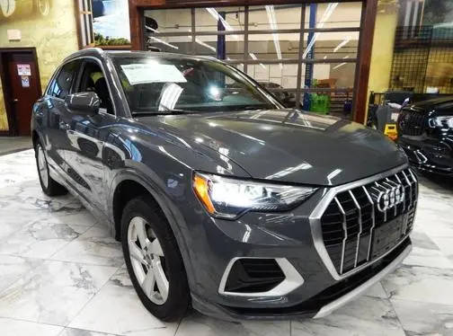 2020 Audi Q3 Premium AWD photo