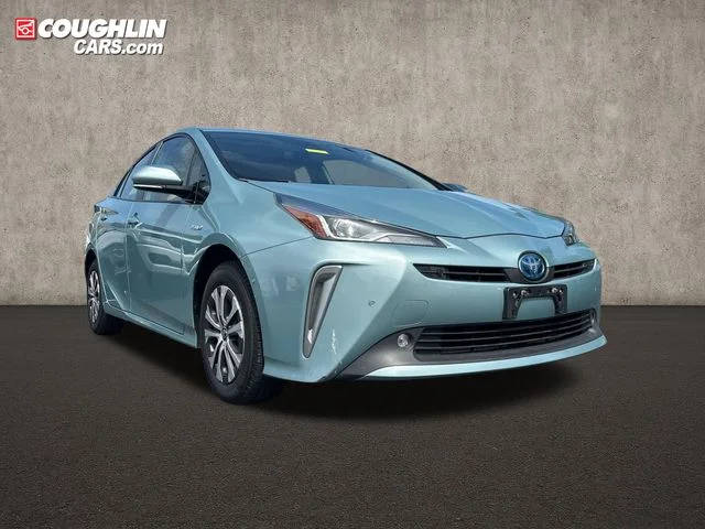 2020 Toyota Prius LE AWD photo