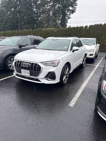 2020 Audi Q3 S line Premium Plus AWD photo