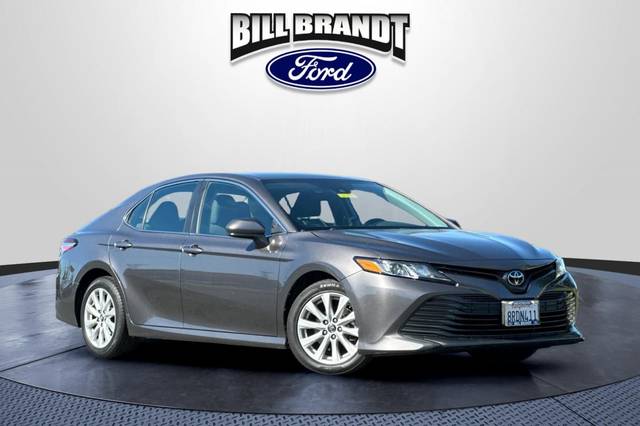 2020 Toyota Camry LE FWD photo