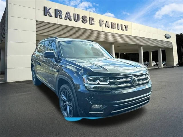 2020 Volkswagen Atlas 3.6L V6 SE w/Technology R-Line AWD photo