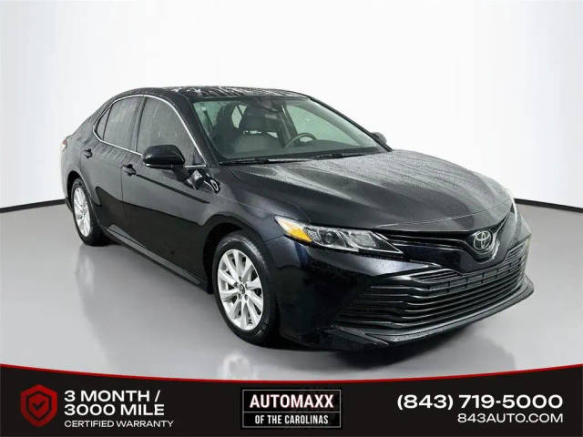 2020 Toyota Camry LE FWD photo