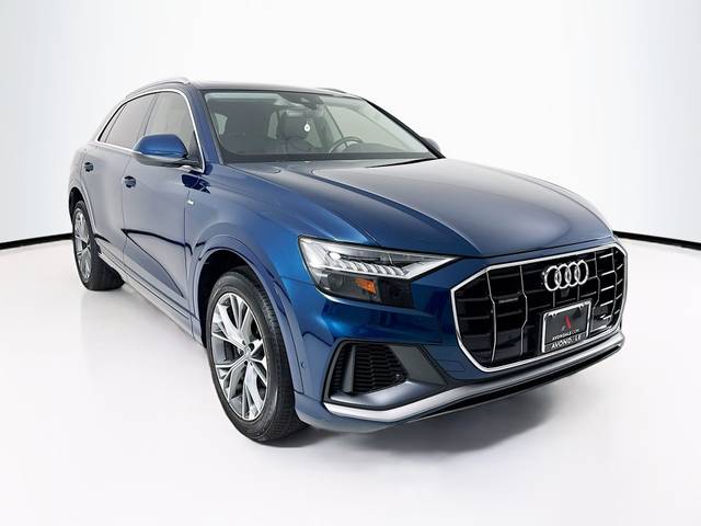 2020 Audi Q8 Premium Plus AWD photo