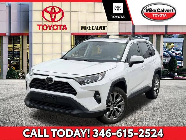 2020 Toyota RAV4 XLE Premium FWD photo