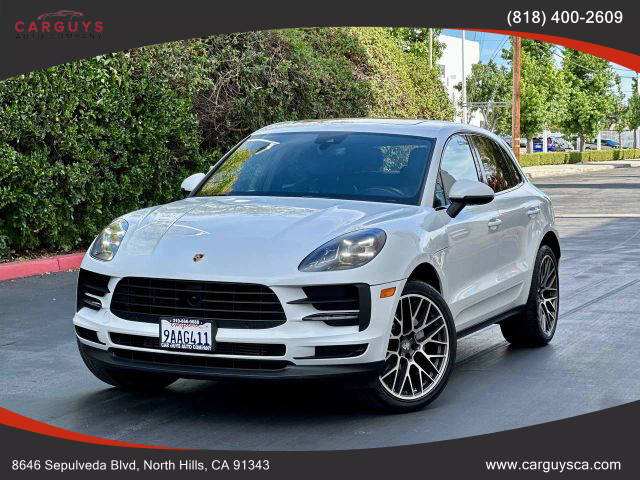 2020 Porsche Macan AWD photo