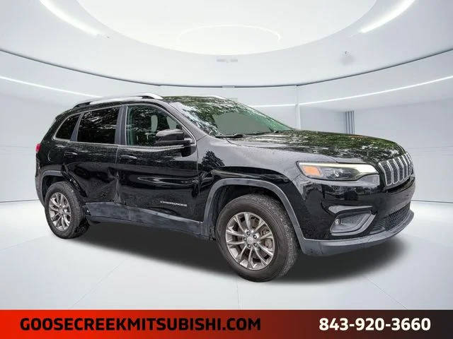 2019 Jeep Cherokee Latitude Plus 4WD photo