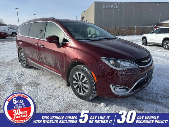 2020 Chrysler Pacifica Minivan Touring L Plus FWD photo