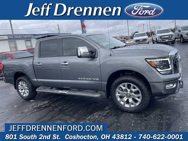 2020 Nissan Titan SL 4WD photo