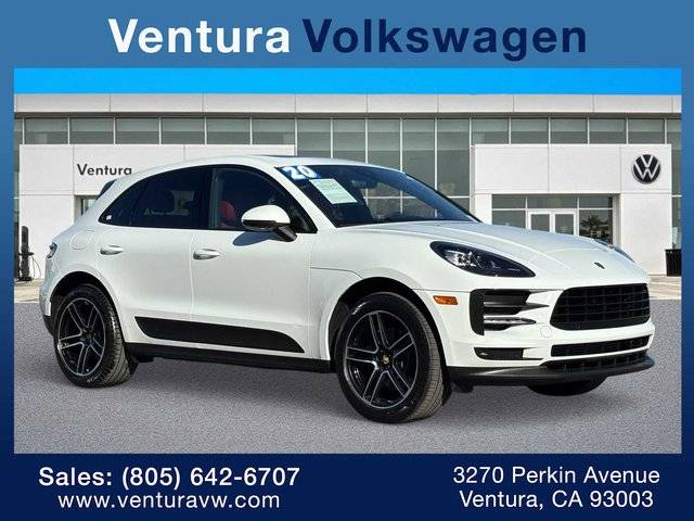 2020 Porsche Macan  AWD photo