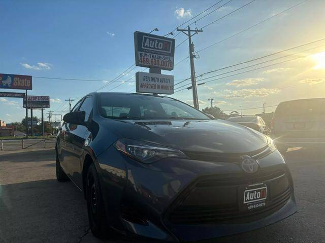 2018 Toyota Corolla LE FWD photo