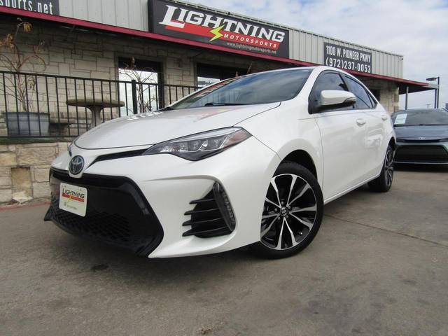 2017 Toyota Corolla XSE FWD photo