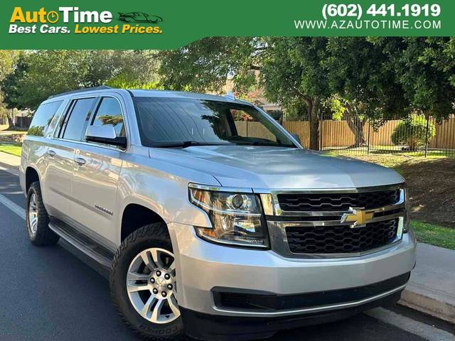 2019 Chevrolet Suburban LT 4WD photo