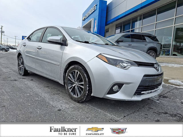 2016 Toyota Corolla LE Premium FWD photo
