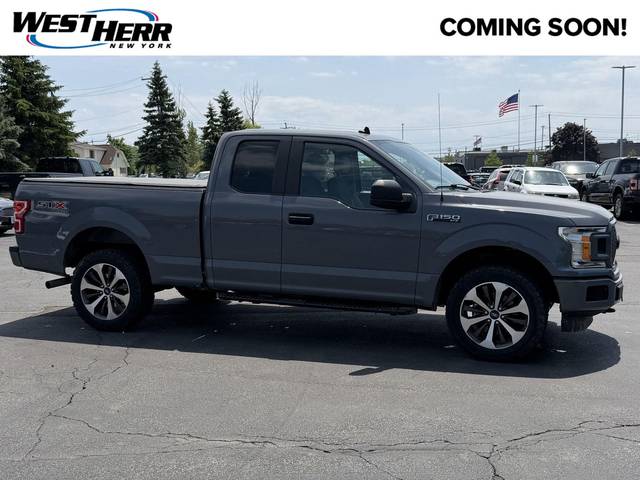 2020 Ford F-150 XL 4WD photo