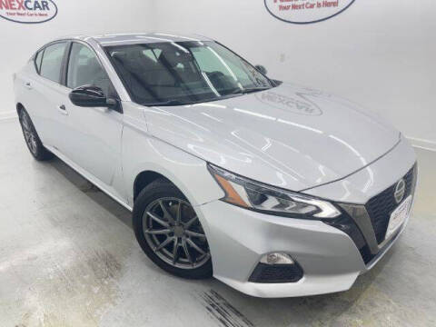 2020 Nissan Altima 2.5 SR FWD photo