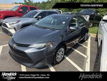 2019 Toyota Corolla LE FWD photo