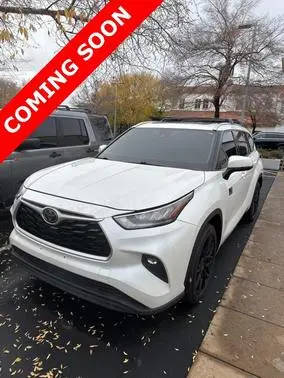 2020 Toyota Highlander XLE FWD photo