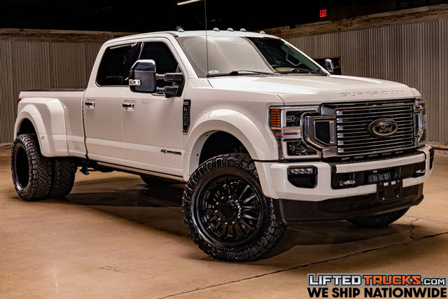2020 Ford F-450 Super Duty Platinum 4WD photo