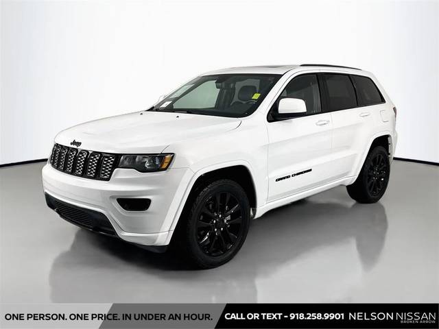 2020 Jeep Grand Cherokee Altitude 4WD photo