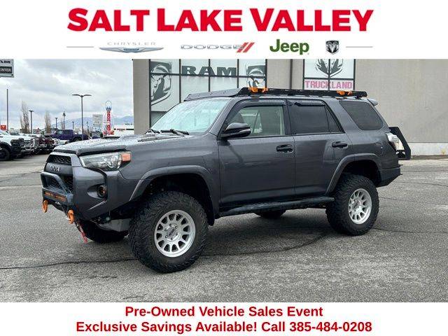 2020 Toyota 4Runner Venture 4WD photo