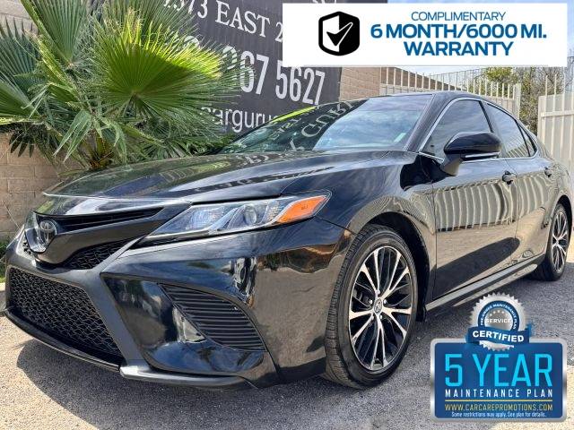 2020 Toyota Camry SE FWD photo
