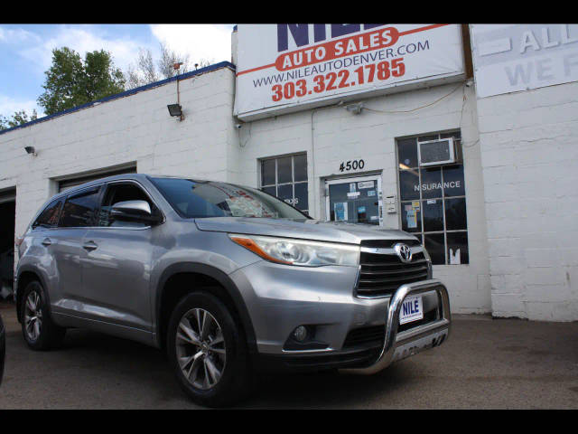 2015 Toyota Highlander LE Plus AWD photo