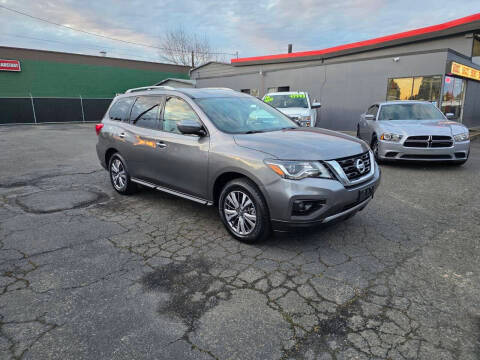 2019 Nissan Pathfinder SL 4WD photo