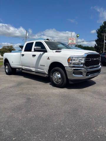 2020 Ram 3500 Tradesman 4WD photo