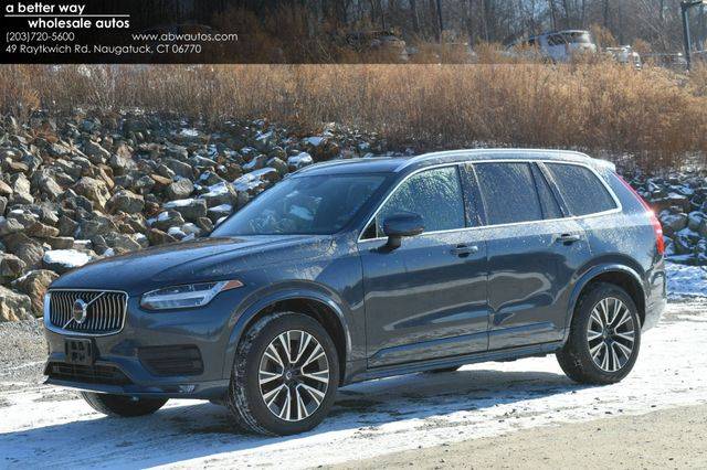 2020 Volvo XC90 Momentum AWD photo