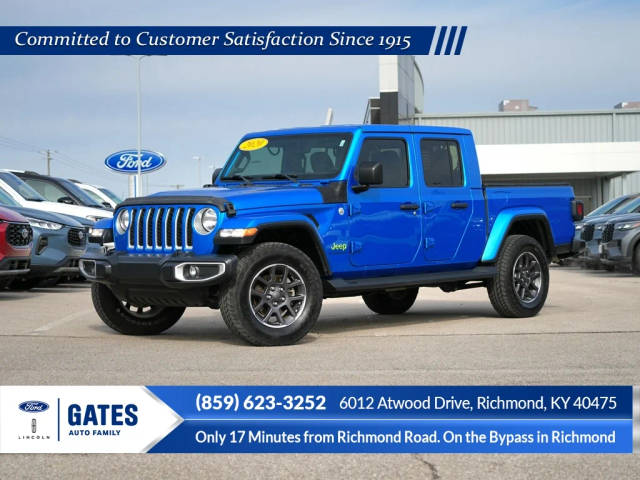 2020 Jeep Gladiator Overland 4WD photo