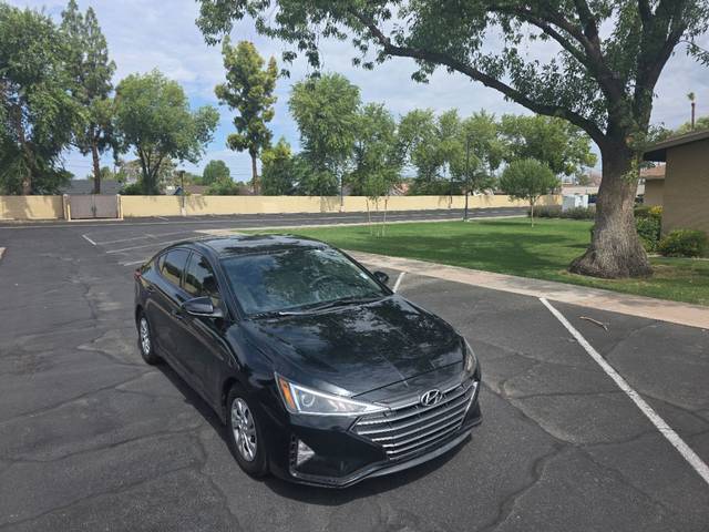 2020 Hyundai Elantra SE FWD photo